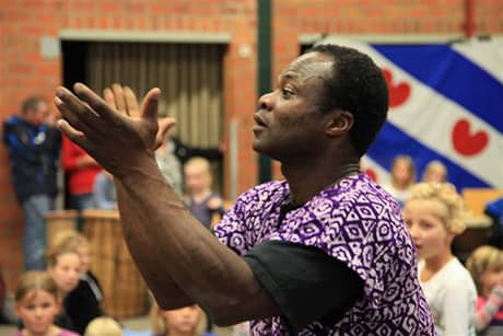michael afrikaanse dans en muziek workshops kids evet